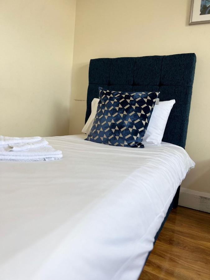 Rc Airport Rooms Stanwell ภายนอก รูปภาพ