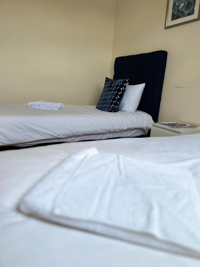 Rc Airport Rooms Stanwell ภายนอก รูปภาพ